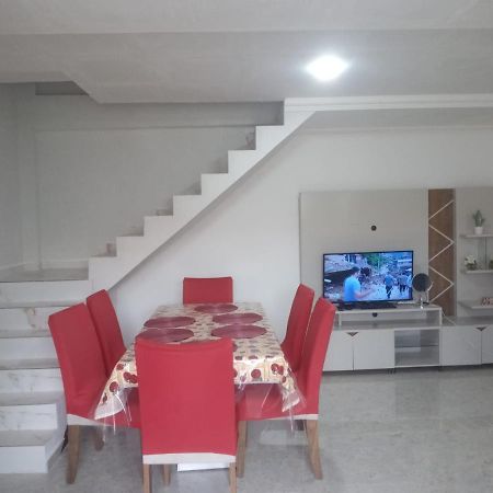 Apartamento Duplex Mobiliado Em São Pedro da Aldeia Dış mekan fotoğraf