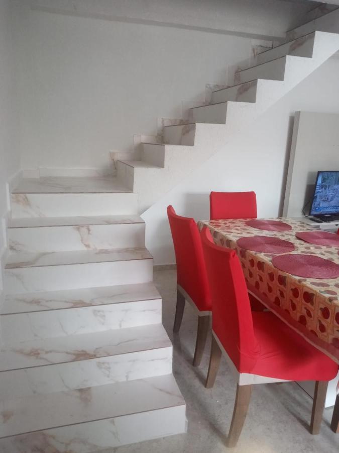 Apartamento Duplex Mobiliado Em São Pedro da Aldeia Dış mekan fotoğraf